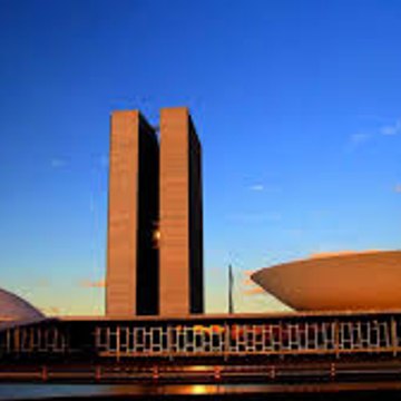 Noticias e politica