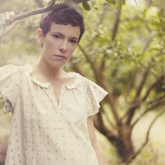 Emily Loizeau