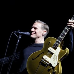 Bryan Adams