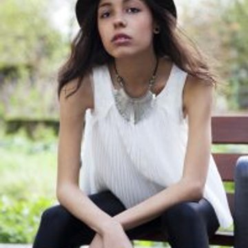 Enya Sophyia