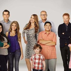 Modern Family Season [9] -- Watch Streaming!!