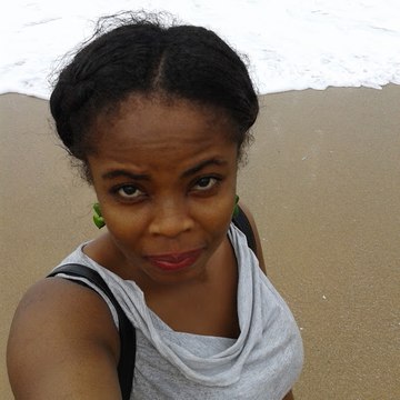 Julia Beauty and Style