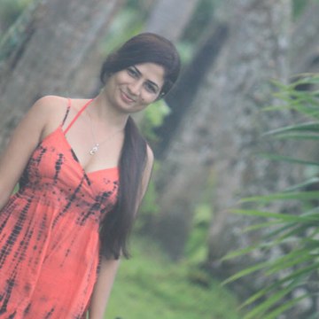 Neetu Fashionista