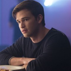 Beyond (Season 2 Episode 6) - Bedposts