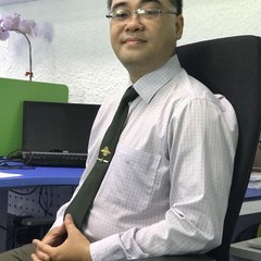 Tùng Hoàng
