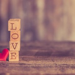 Whatsapp love Status