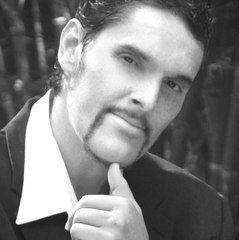 Robert Luis Rivera