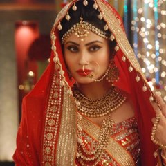 Mouni Khan