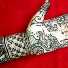 Henna art by Rashmi