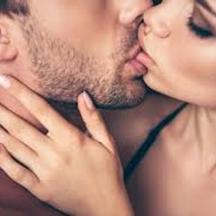 Kissing love