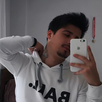 Enes Karagönlü