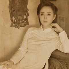 Jav Nguyên Bùi