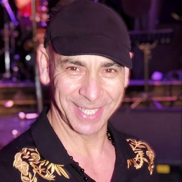 Hamid Ouchene chanteur kabyle