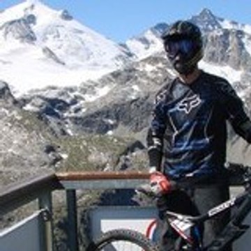 tomthesnowsurfer