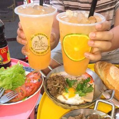 Four-way cuisine [Ẩm Thực Bốn Phương]