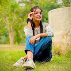 Saloni memer
