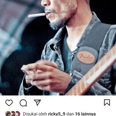 Kedai gitar