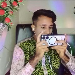 Enjoy with Qamar