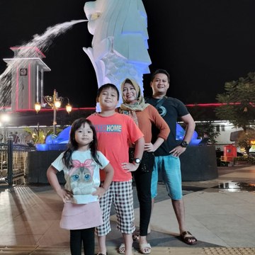 Nugraha Family