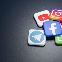 SOCIAL MEDIA TRAINERS