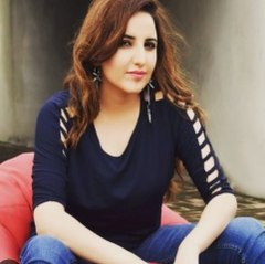 Hareem shah official