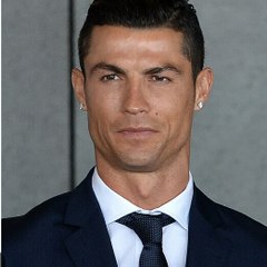 UR · Cristiano