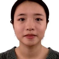 A Bird  That Loves Flowers