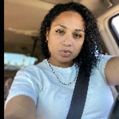 Jasenia Flores