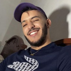 Issam E