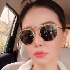 Claire Beauty94
