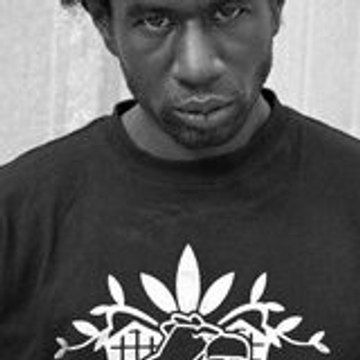 Afolabi  Idowu
