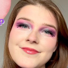 Ludix does Makeup