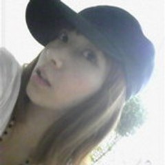 Momoko 桃子
