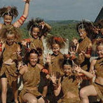 Les Comettes Cabries Calas Twirling et Pom Pom Gi