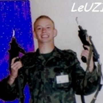 Leszek LeUZI