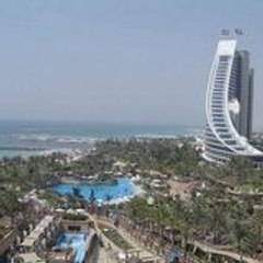 DUBAI-Money