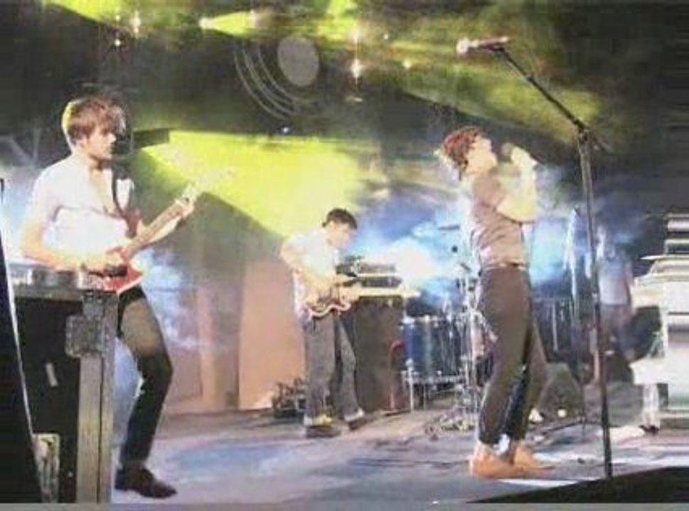 Friendly Fires live (Calvi on the Rocks 2009)