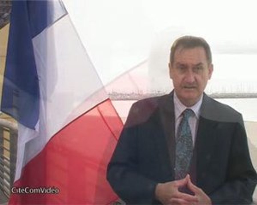 14/7 Palavas. Une initiative : La gerbe Bleu Blanc Rouge