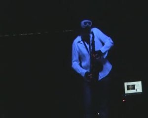 A Sax Remix of "Feel the love"