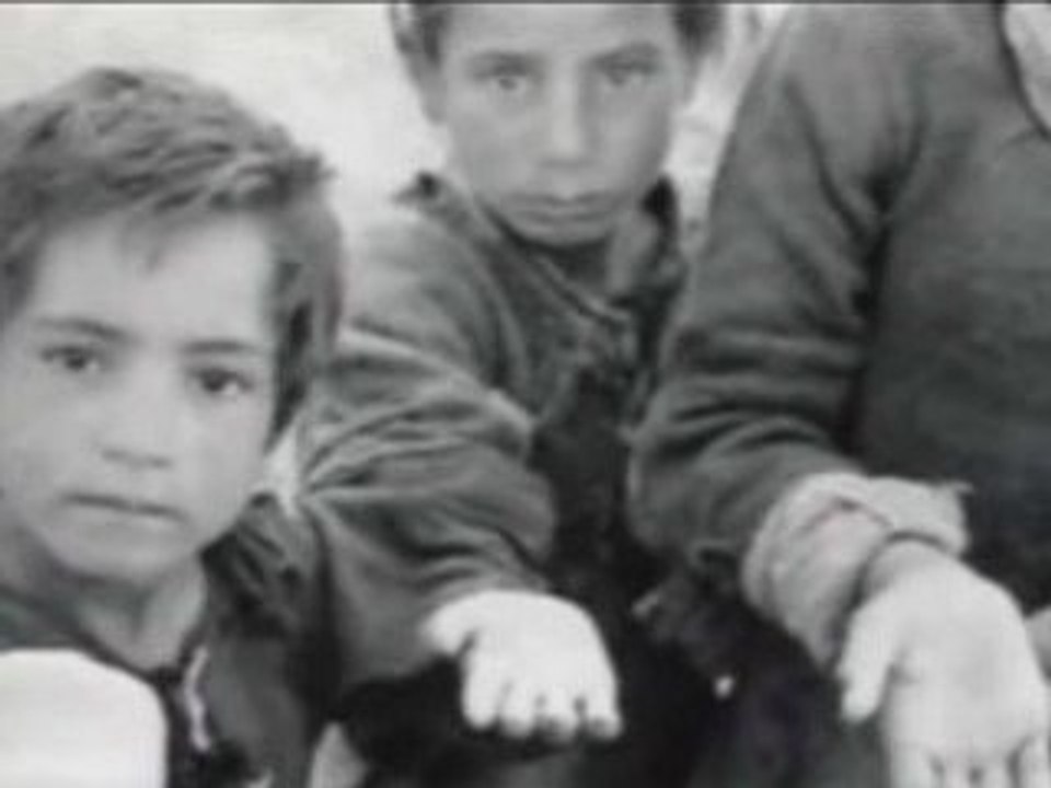 CALLE 13 Y MERCEDES SOSA: CANCION PARA UN NIÑO EN LA CALLE