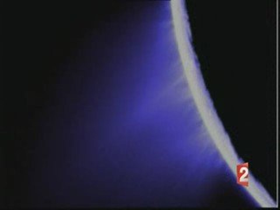Encelade, lune de Saturne, abrite-elle un océan ?