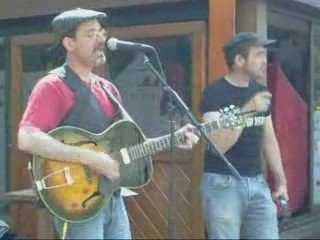 michel z et les charity beans au Catumagos