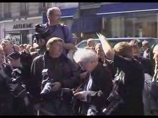 LES JOURNALISTES SONT-ILS LIBRES