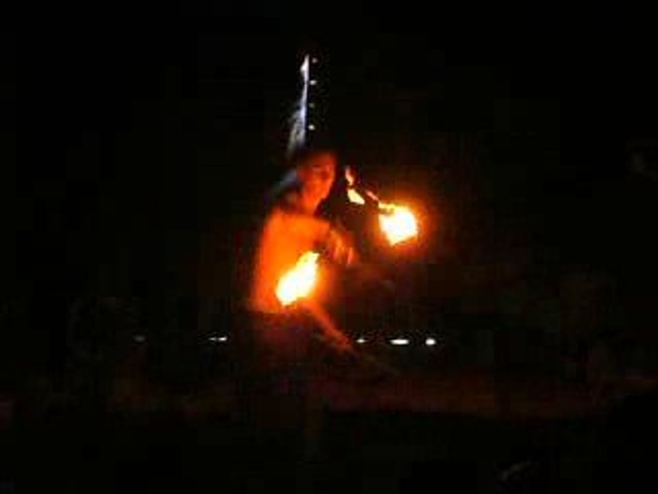 Sylvain au baton du diable de feu