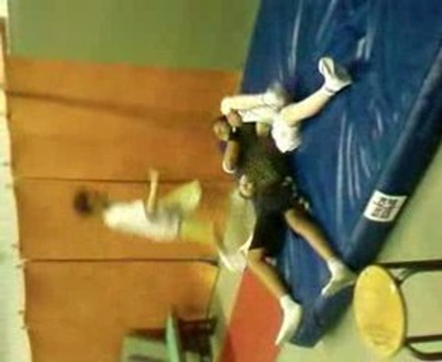 Border Toss By The Golden Killah