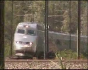 Une UM de TGV Réseau près de Virieu-le-Grand