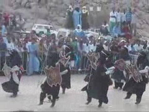 association I zlmane present Group Aghr touareg djanet dance