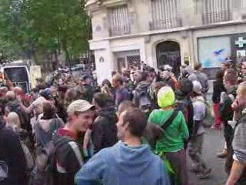 Char Free parade Paris 20-06-09
