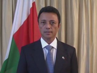 Prezida Ravalomanana 26 jiona 2009 part 2