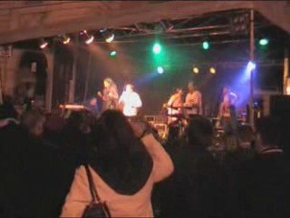 MERCI J'SAIS PAS SI J'L'AI DIT